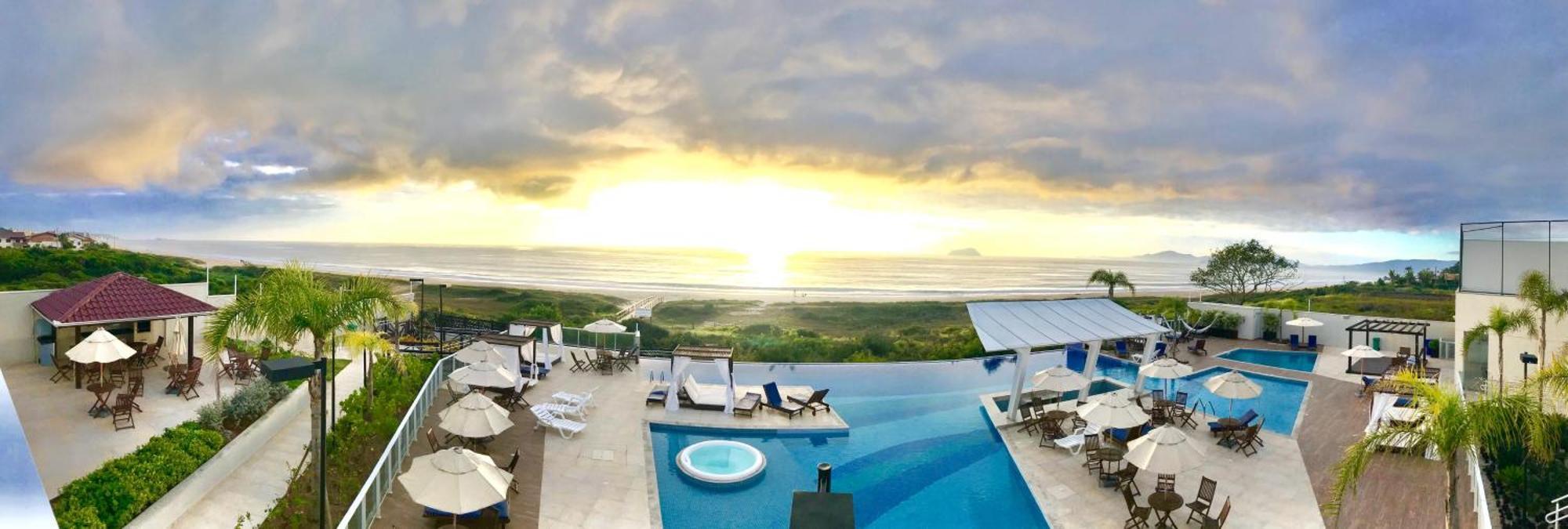 Bali Beach Home Club Rogga Beira Mar - Balneario Picarras Exterior photo
